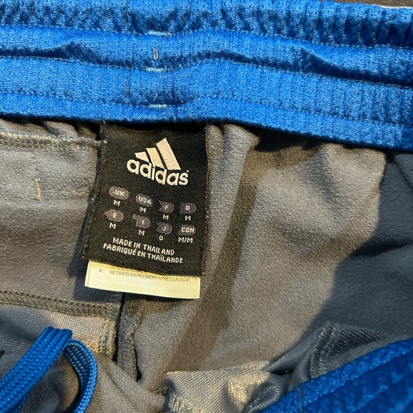 Adidas Light Gray Pants - Lightweight Comfort for Active Lifestyles - Picture 6 of 6
